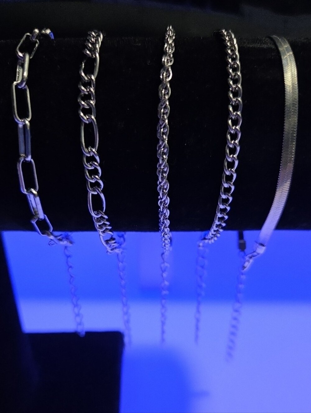 5 Pc Silver Toned Bracelet Stack/Set.